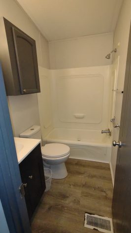 Maple Manor - Image 6