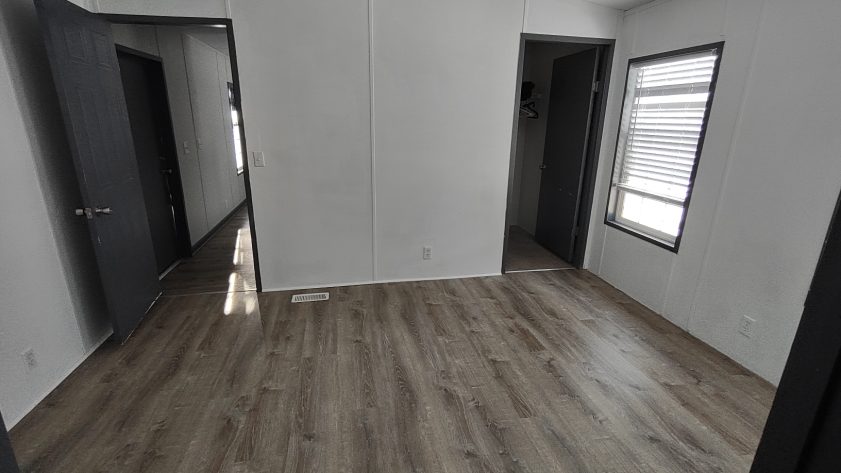 Maple Manor - Image 8