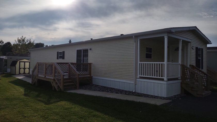 Maple Manor - Image 2