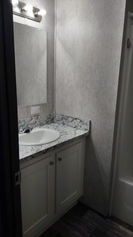 Maple Manor - Image 6