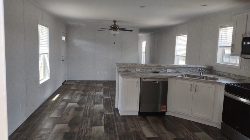Oakwood Lake Village - Image 10