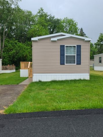 Port Royal Village - Image 1